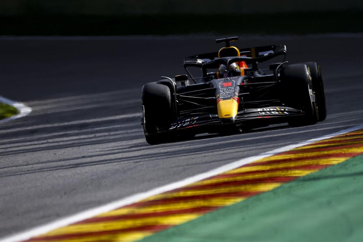 Stavelot (Belgium), 28/08/2022.- Dutch Formula One driver Max Verstappen of Red Bull Racing in action during the Formula One Grand Prix of Belgium at the Spa-Francorchamps race track in Stavelot, Belgium, 28 August 2022. (Fórmula Uno, Bélgica) EFE/EPA/STEPHANIE LECOCQ