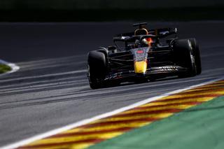 Verstappen, intratable en Spa, pone la directa al título y Sainz se conforma con el podio