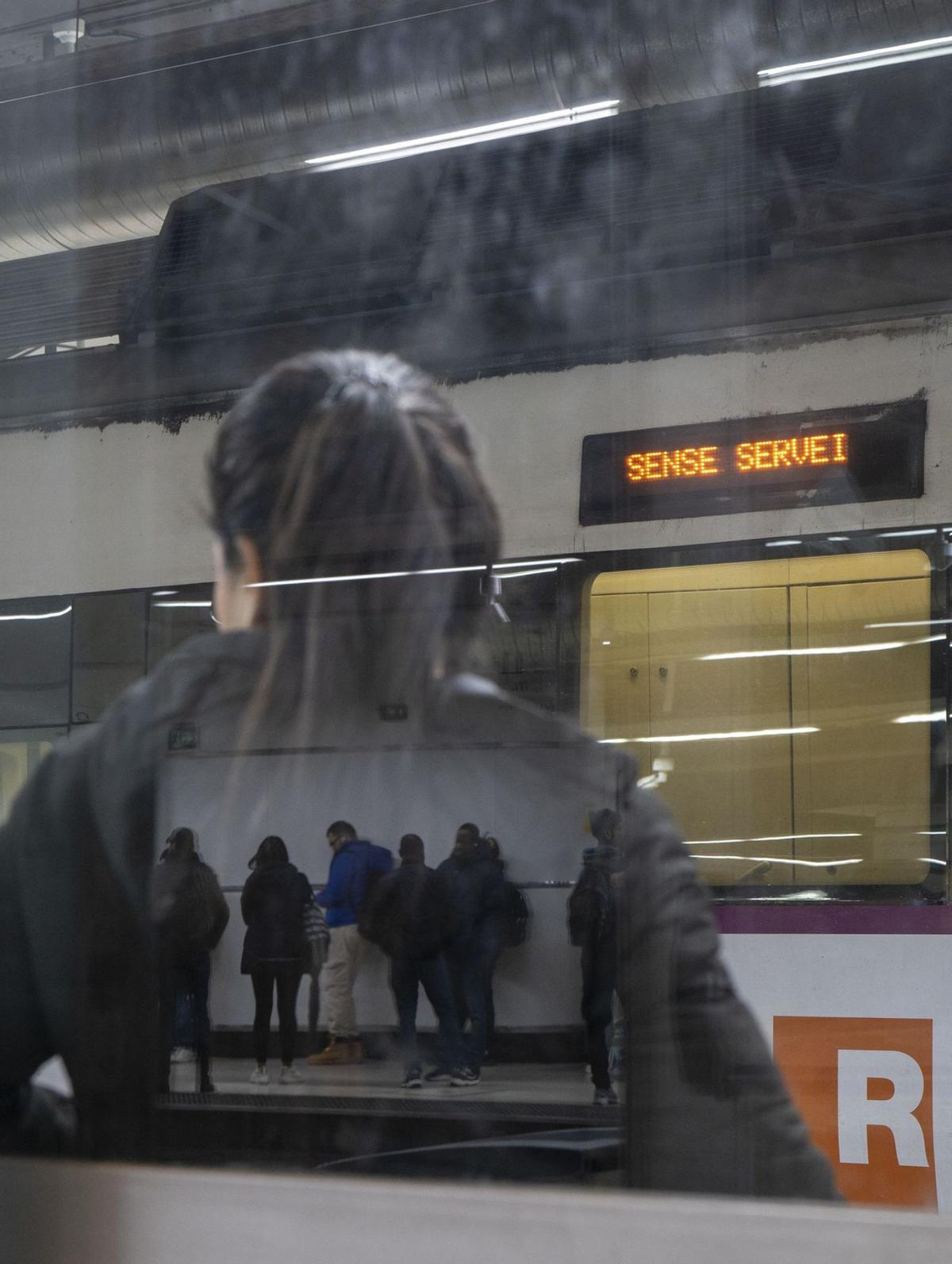 El Govern aposta per "accelerar" el traspàs davant la crisi de Rodalies