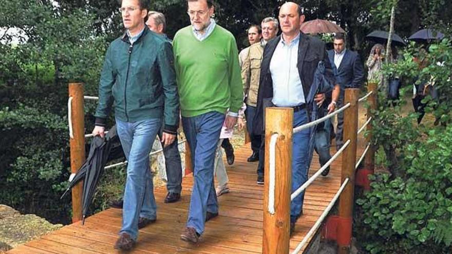 Rajoy inicia una semana de vacaciones en Galicia arropado por la plana mayor del PP