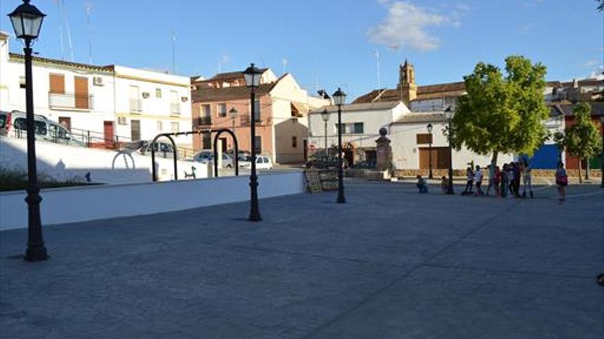 El Ayuntamiento remodela la histórica Plaza de los Lavaderos