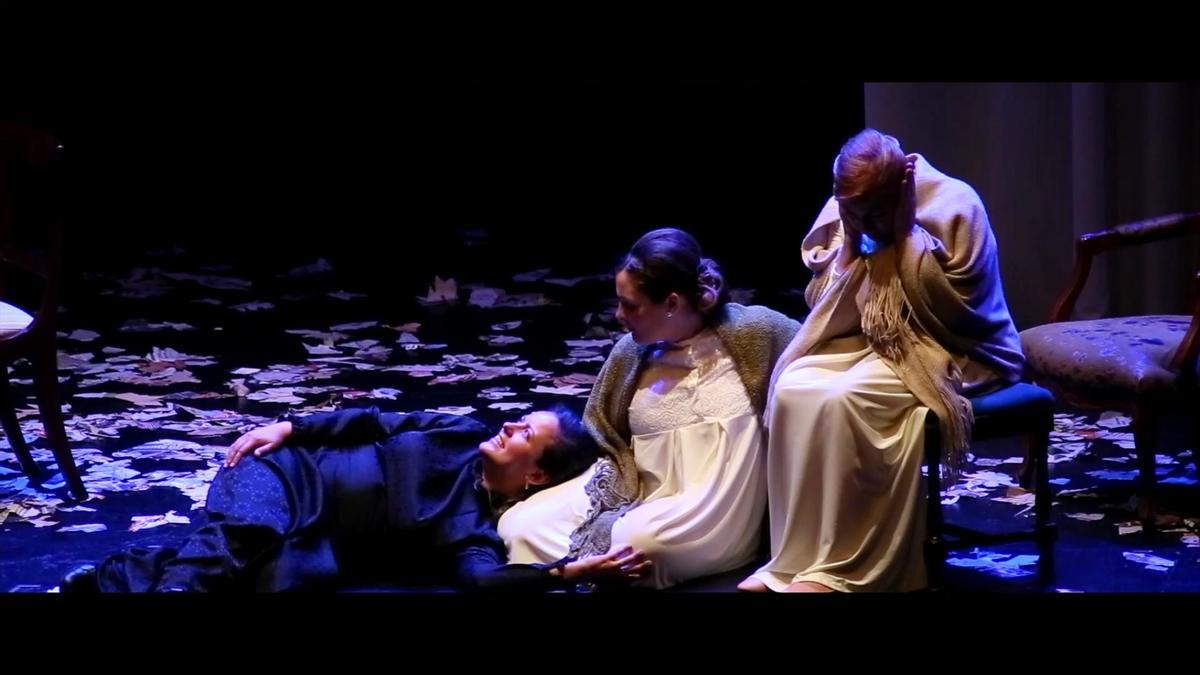 Una de las escenas de &quot;Tres Hermanas&quot; del Grup Samaruc