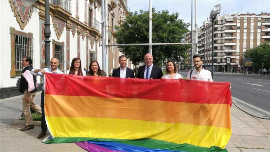 La Diputación muestra su apoyo al colectivo LGTBI