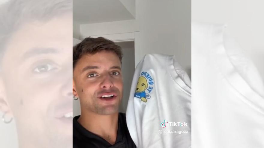 La invitación de Adri Contreras a un aficionado del Real Zaragoza por vestir una camiseta de &#039;El Barrio&#039;: &quot;Estás invitado a la Kings League&quot;