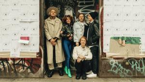 Arcade Fire combat l’ansietat col·lectiva amb ‘WE’