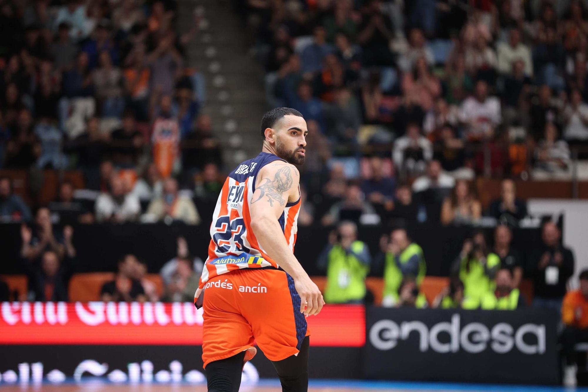 Leyma Coruña 93 - 92 Barcelona