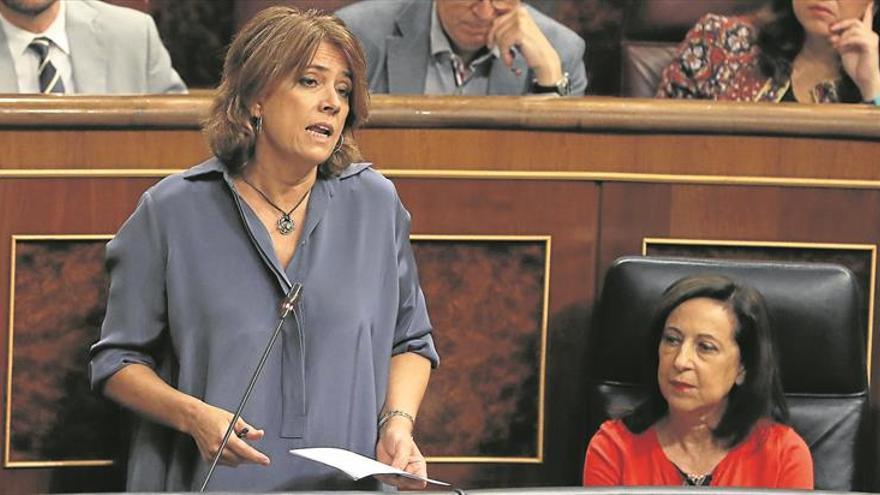 La ministra Delgado olvida la paridad con la justicia universal