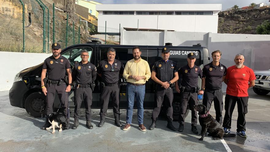 Las Palmas de Gran Canaria acoge unas jornadas de guías caninos