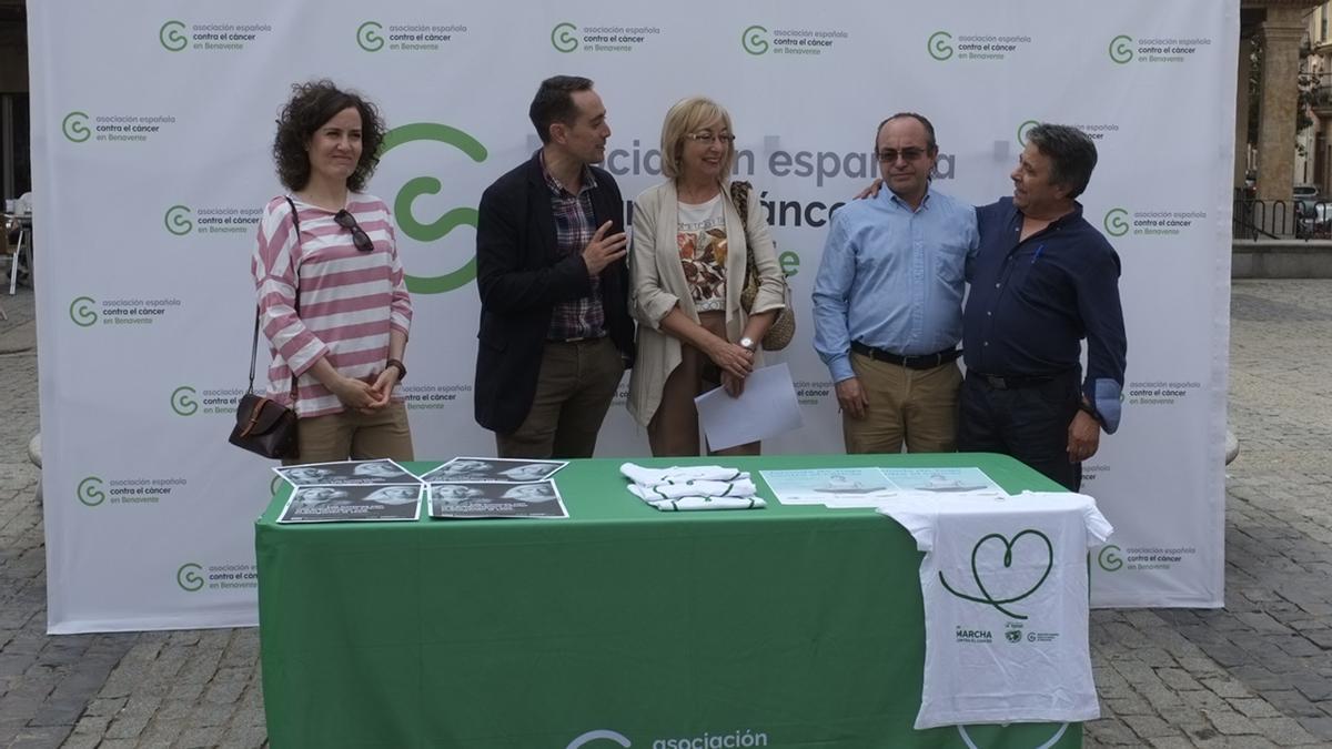 La presentación ha tenido lugar en la plaza del Corrillo de San Nicolás.