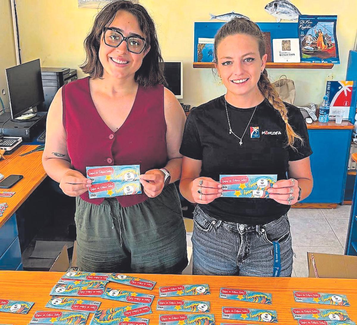 El reparto de gafas homologadas en Moncofa.