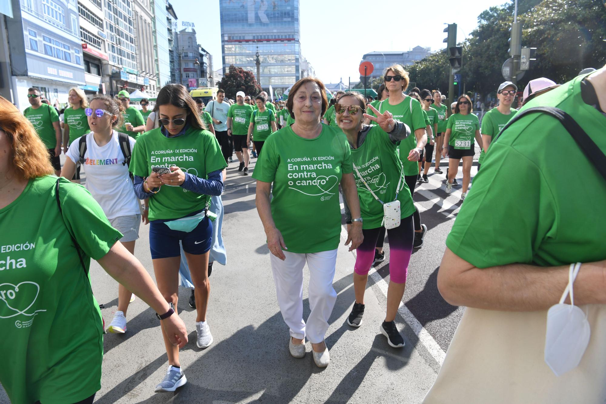 La Carrera contra el Cáncer tiñe de verde la ciudad