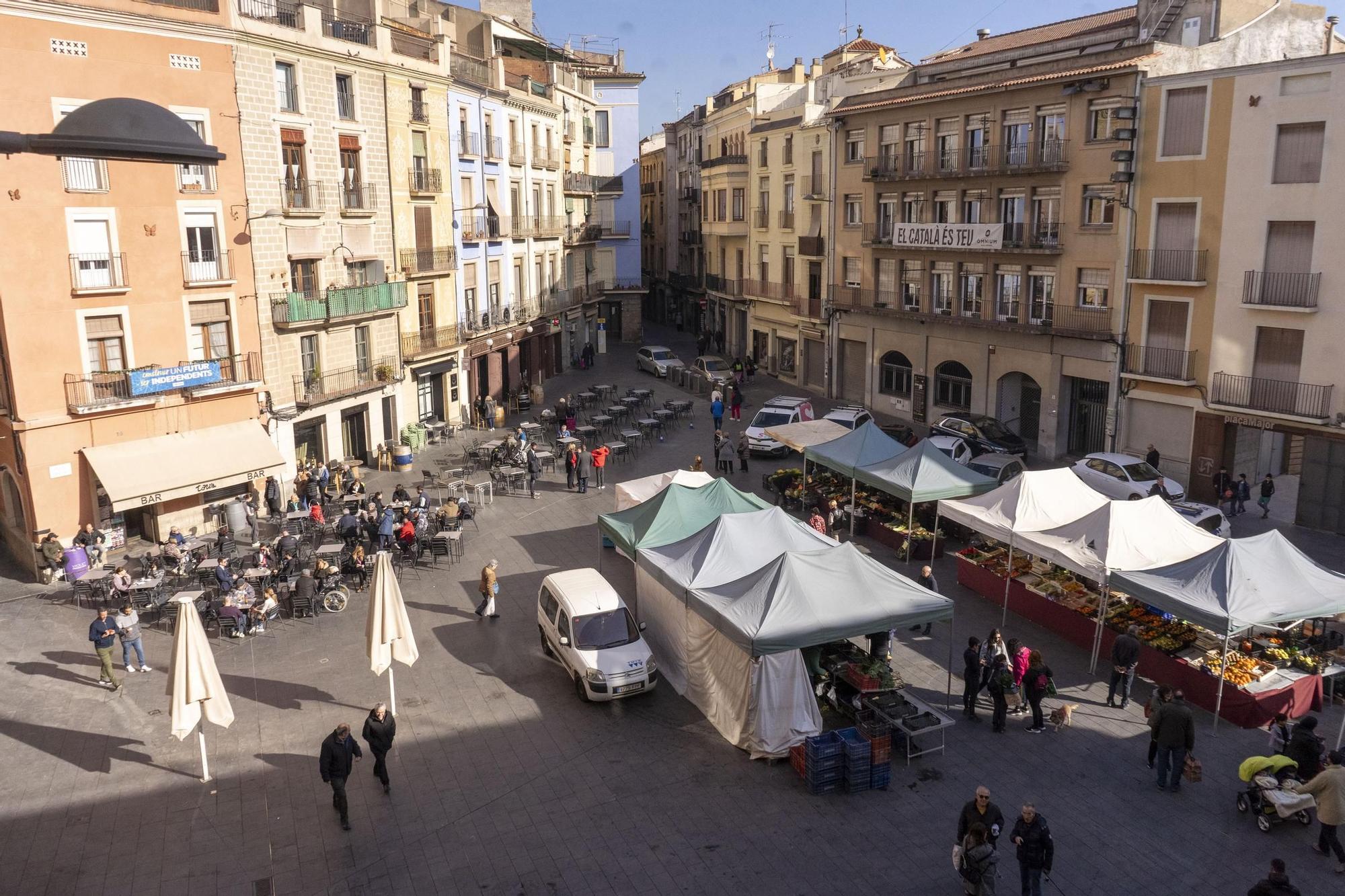 Sant Andreu Salut presenta els pisos de lloguer per a gent gran a l'antiga Fonda Sant Antoni de Manresa