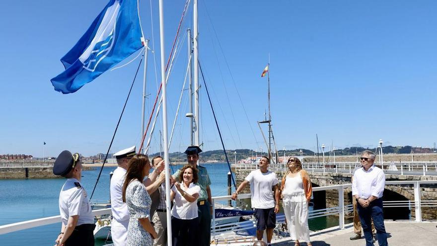 Pumariega apuesta por el crecimiento turístico del Puerto Deportivo de Gijón como en los puertos del Mediterráneo
