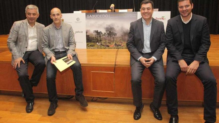 Valentín García, Henrique Bazal, Román Rodríguez y José López, en el auditorio del CGAC. // Xoán Álvarez