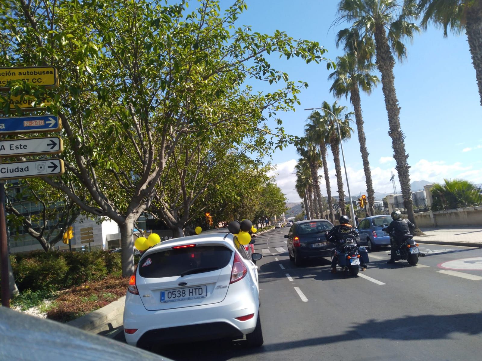 Caravana por Malaga de los trabajadores temporales de la administración