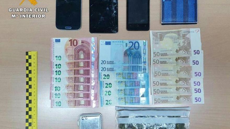 La Guardia Civil detiene a un joven en Monegros por un delito de tráfico de drogas