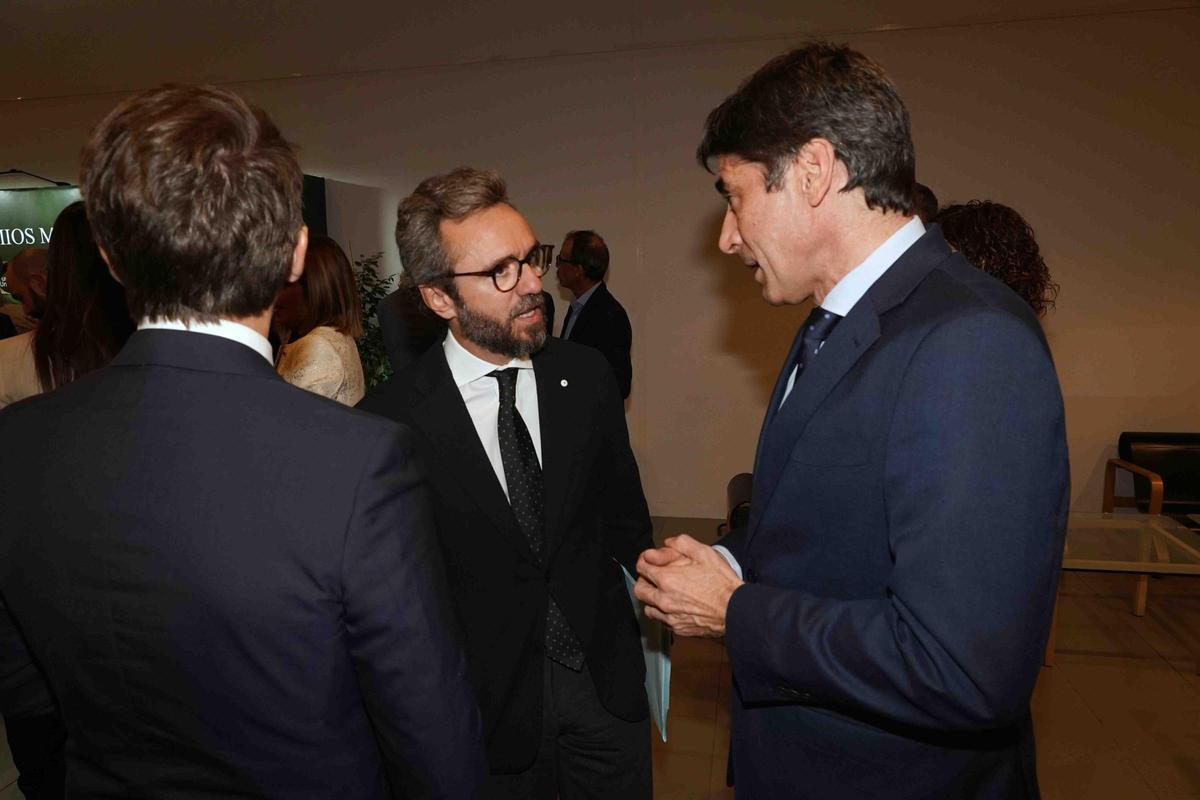 Gala de entrega de los Premios Málaga 2024, imágenes de los premiados y recepción de los invitados al Auditorio Edgar Neville
