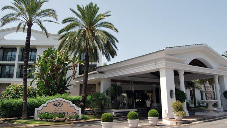 Fachada principal del hotel Los Monteros de Marbella.