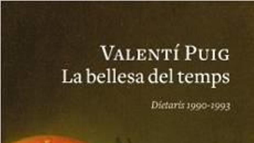 La bellesa del temps conté les anotacions de 1990 a 1993, els anys que Valentí Puig (Palma, 1949) passà a Londres com a corresponsal de l´ABC. S´uneix als quatre dietaris anteriors, que corren de l´any 68 a 1990, traçant l´itinerari dietarístic de més alè intel·lectual i estètic i amb més capacitat d´il·luminar el nostre temps de la literatura catalana actual.