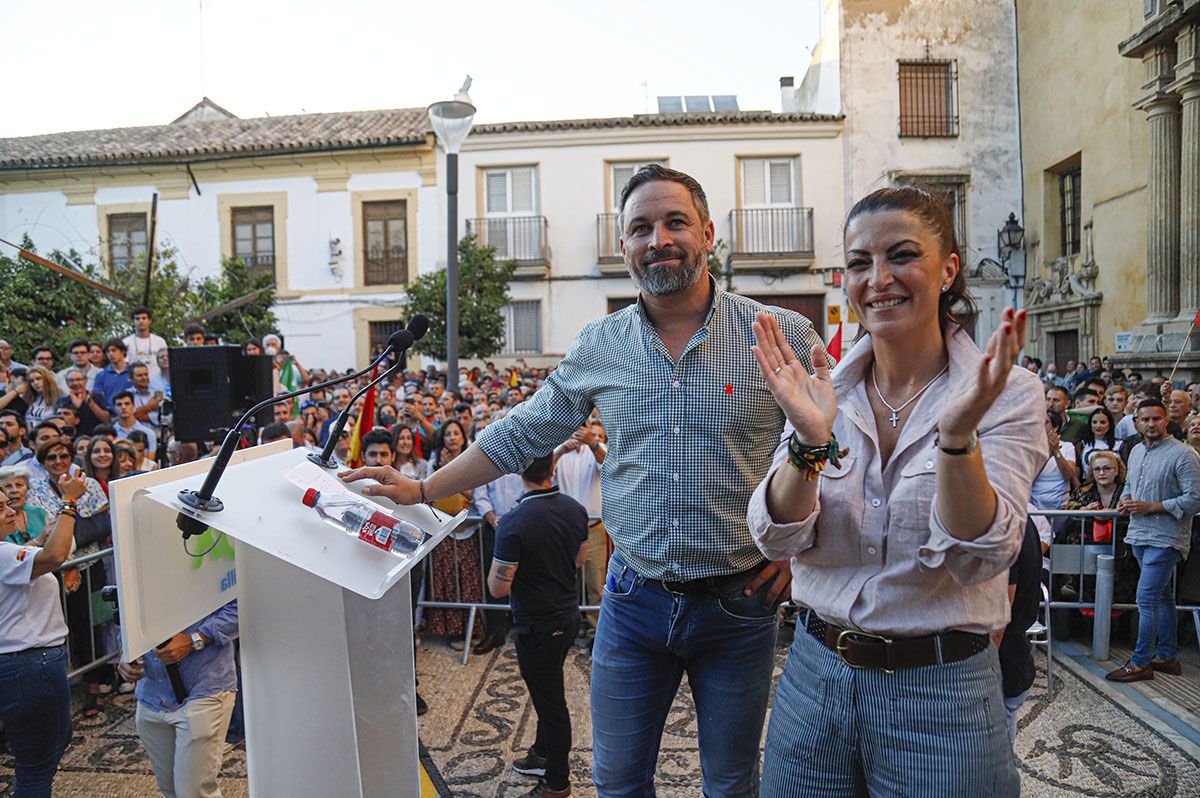 En imágenes el mitin de Vox en Córdoba con Abascal y Olona