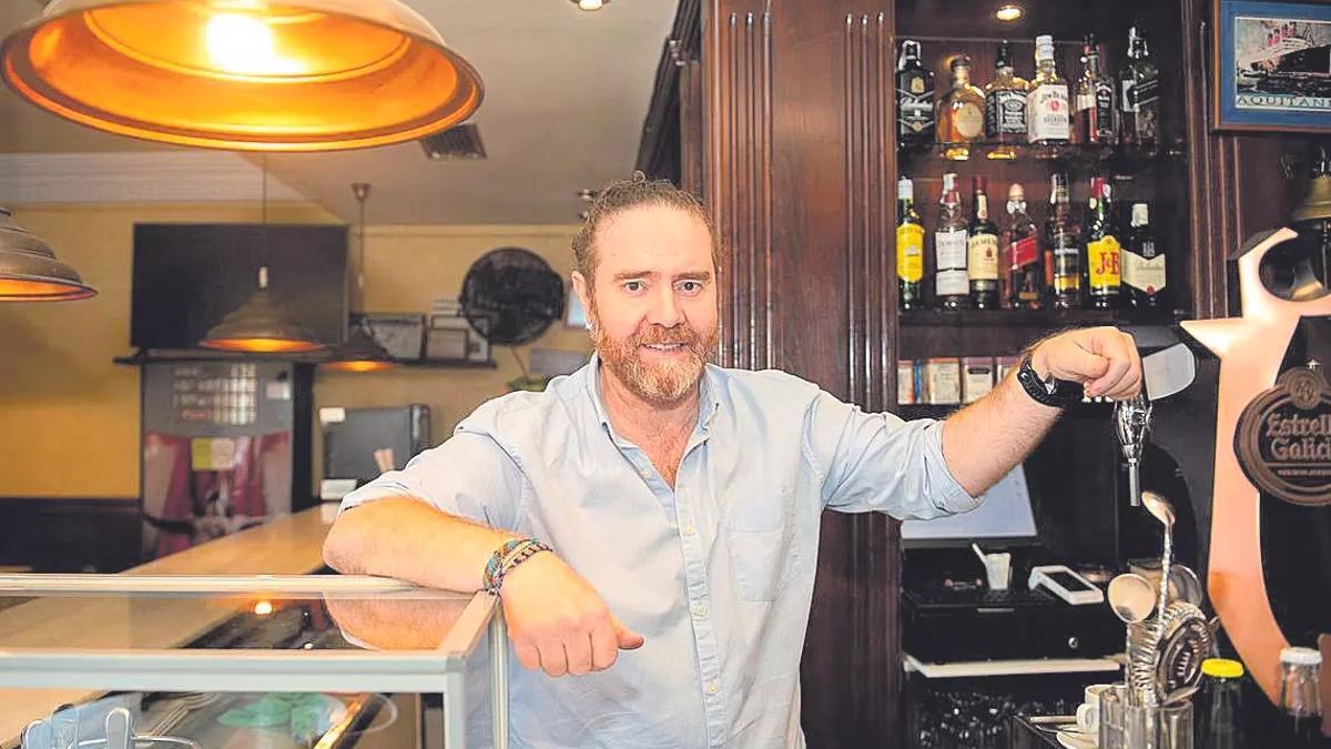 David Carballeira, uno de los socios del bar.
