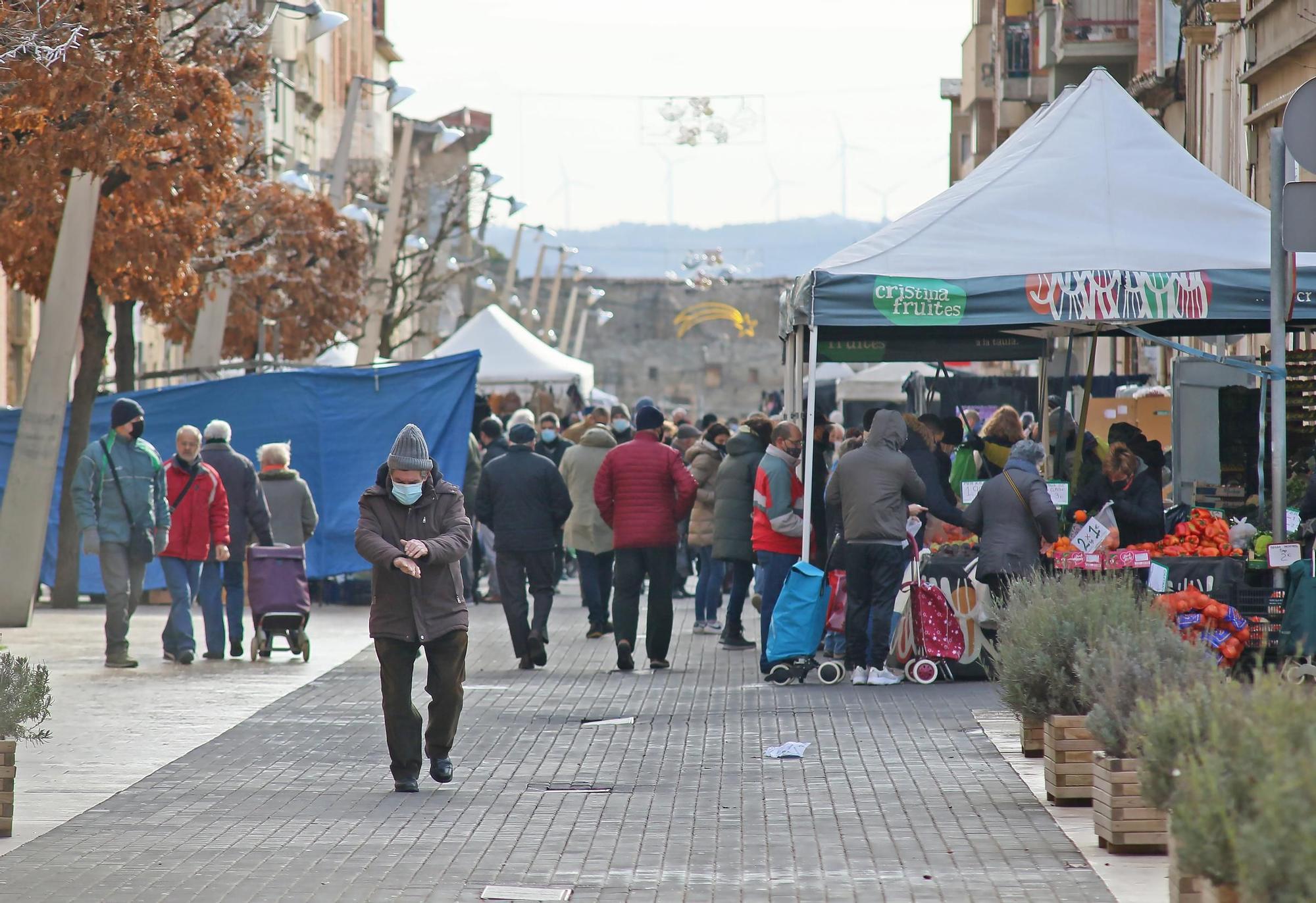 Primer dia de mercat a Calaf