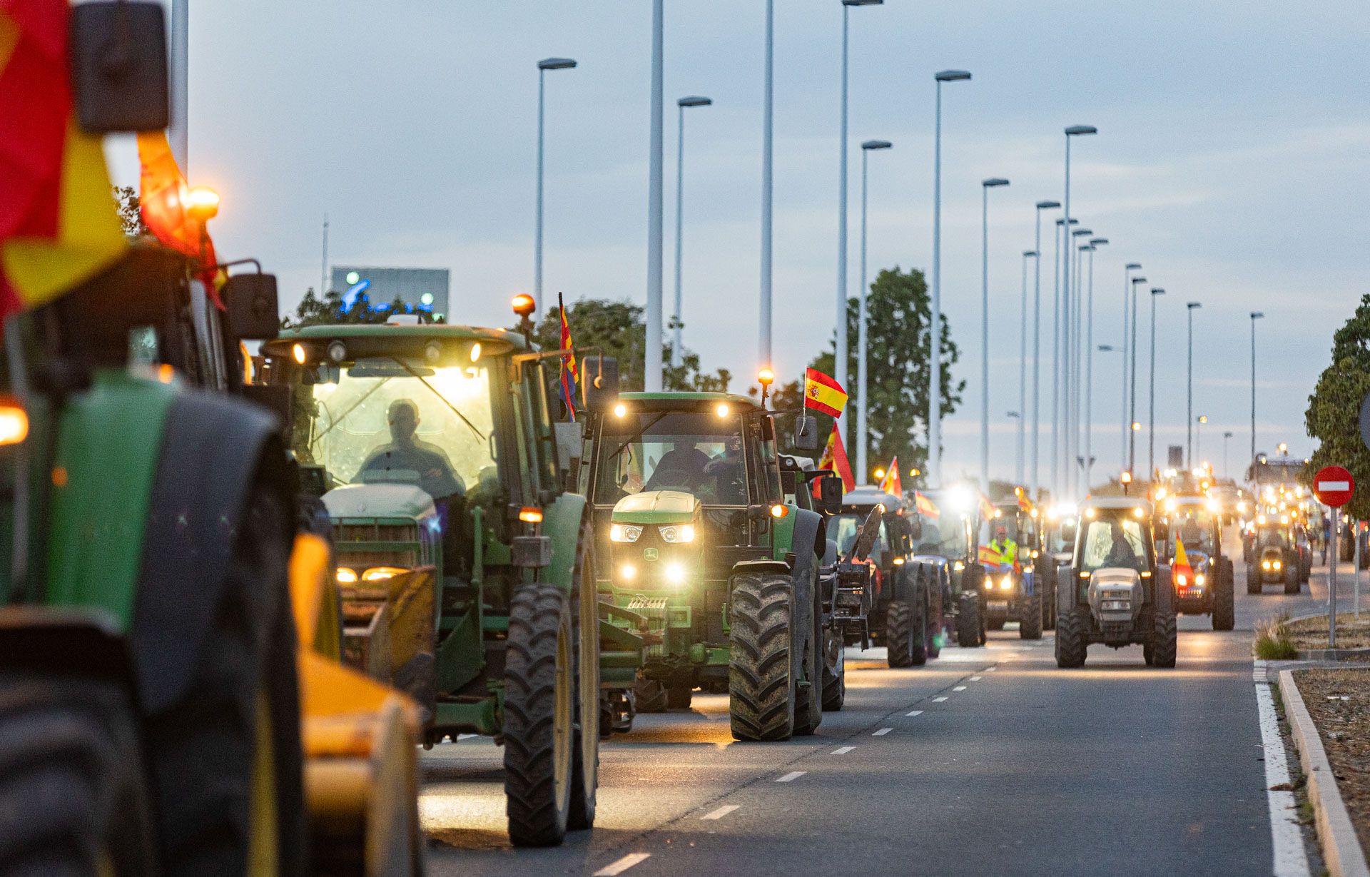 Tractorada en Crevillent y Elche