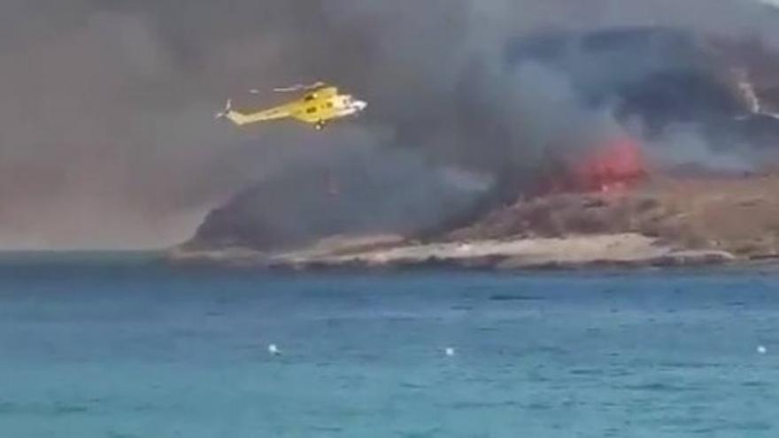 Brand auf Inselchen vor Magaluf