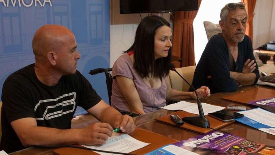 Desde la izquierda, David Gómez, María Eugenia Cabezas y Cándido de Castro.