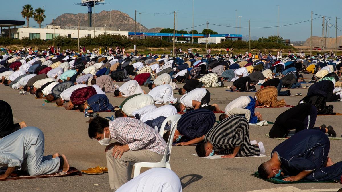 Horario salat Alicante: estas son las horas de las cinco oraciones  musulmanas de hoy - Información