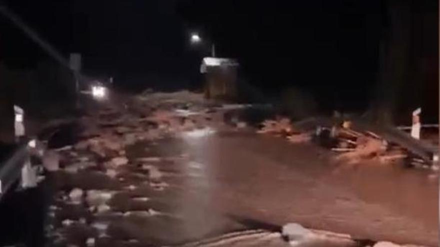 Arteara, incomunicada por las lluvias