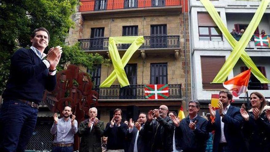 Disturbios en la protesta contra Rivera en Rentería