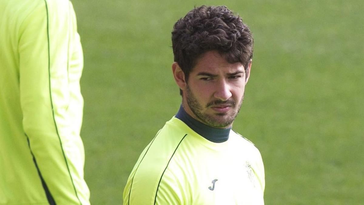 Pato podría abandonar la disciplina del Villarreal.