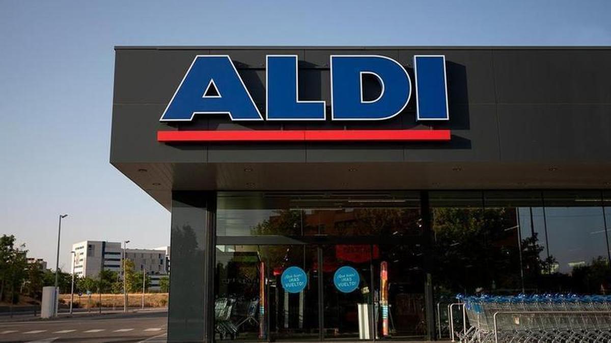 Mañana se esperan colas kilométricas en Aldi para hacerse con el carrito multiusos que es el más barato del mercado: disponible por 19,99 euros