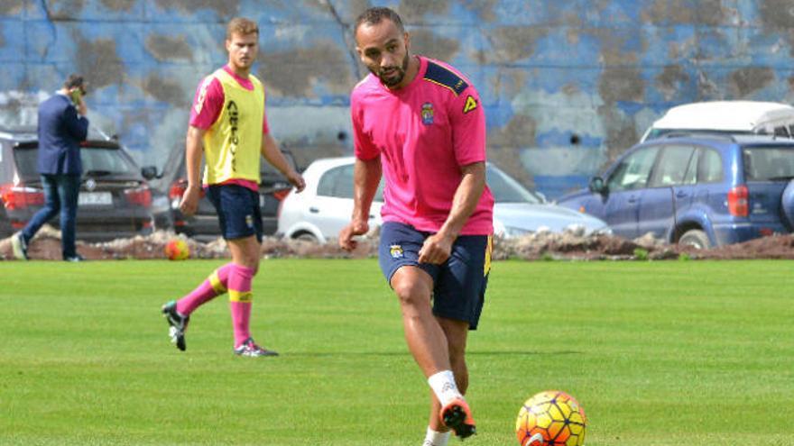 El Zhar se lesiona en el entrenamiento