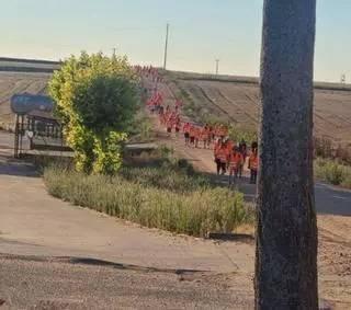 Más de 500 personas se suman a la marcha solidaria de UCCTA en Morales de Toro