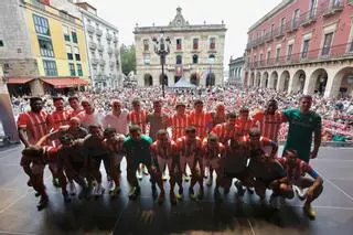 EN IMÁGENES: Así ha sido la presentación oficial de la plantilla del Sporting