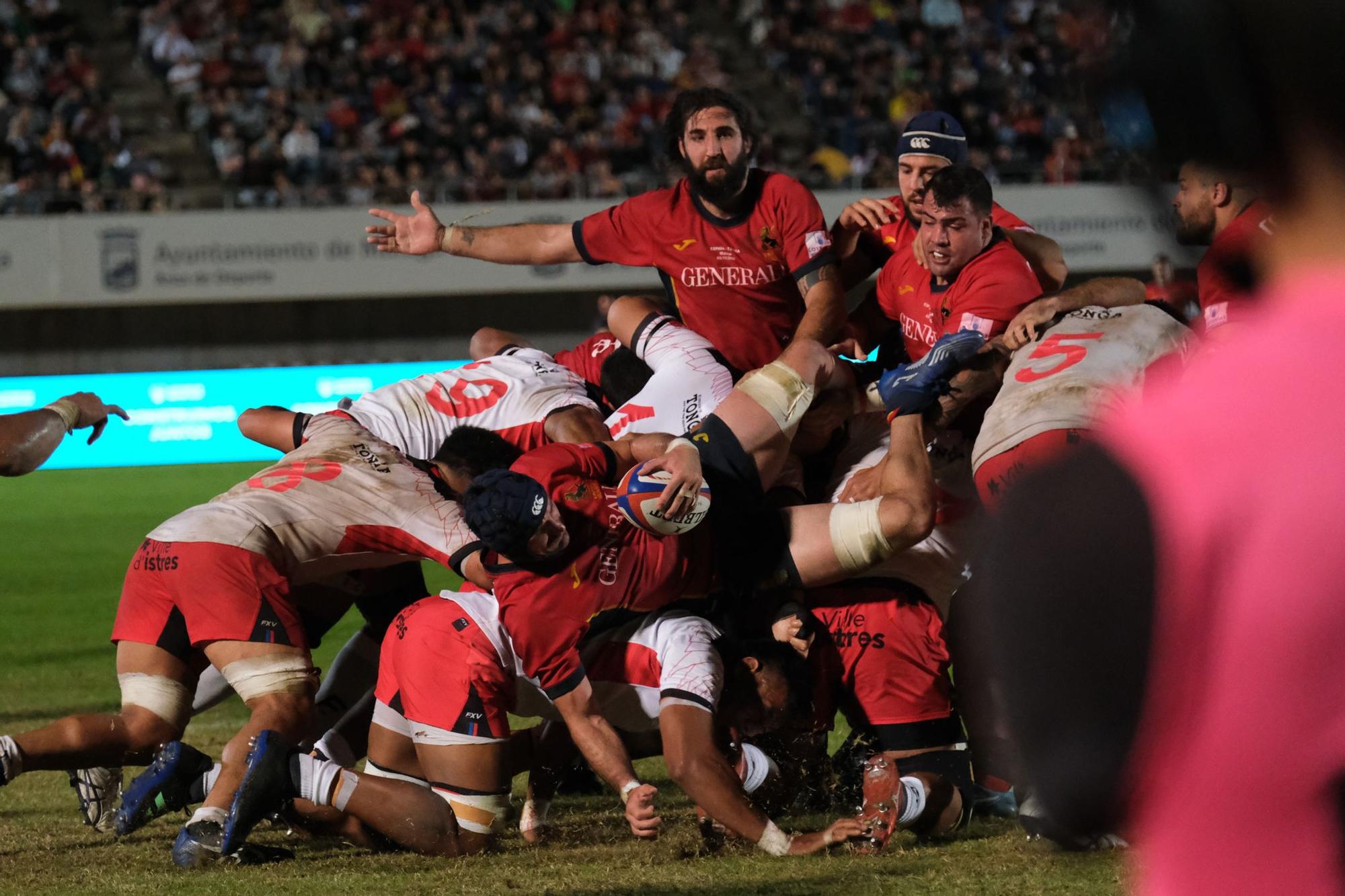 Málaga disfruta del España - Tonga de rugby