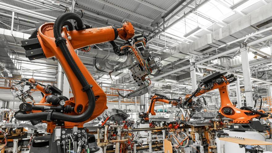 El economista Niño-Becerra alerta de las catastróficas consecuencias laborales de la tecnología: &quot;No tiene nada que ver la ideología&quot;