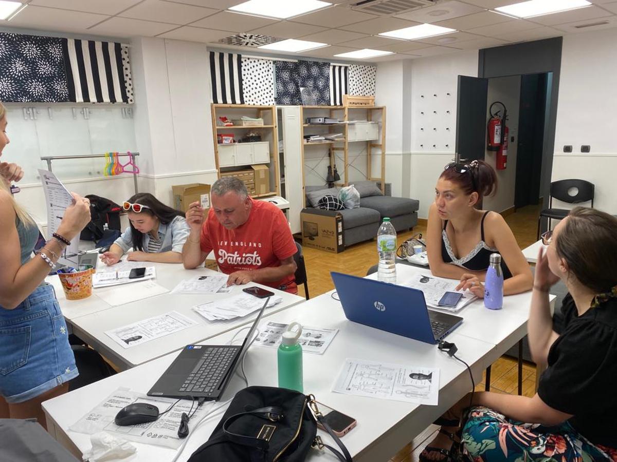 Alumnos del programa AcogELE en clase, en una imagen de archivo.