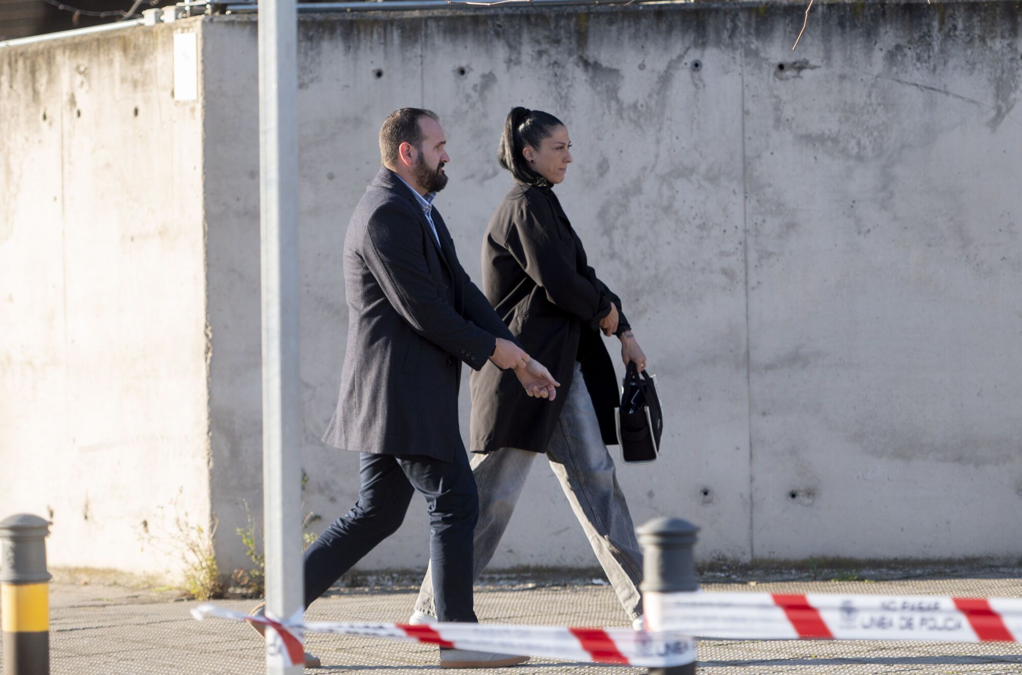 La futbolista Jenni Hermoso a su llegada a la Audiencia Nacional, a 3 de febrero de 2025, en San Fernando, Madrid (España). La Audiencia Nacional juzga desde este lunes, 3 de febrero, al expresidente de la Real Federación Española de Fútbol (RFEF) Luis Rubiales, que se enfrenta a una petición por parte de Fiscalía de 2 años y 6 meses de cárcel por el beso no consentido y las presuntas coacciones posteriores a la jugadora de la Selección femenina Jennifer Hermoso. 03 FEBRERO 2025;JUICIO;AUDIENCIA;RUBIALES;RFEF;FÚTBOL Alberto Ortega / Europa Press 03/02/2025. JENNIFER HERMOSO;Alberto Ortega;