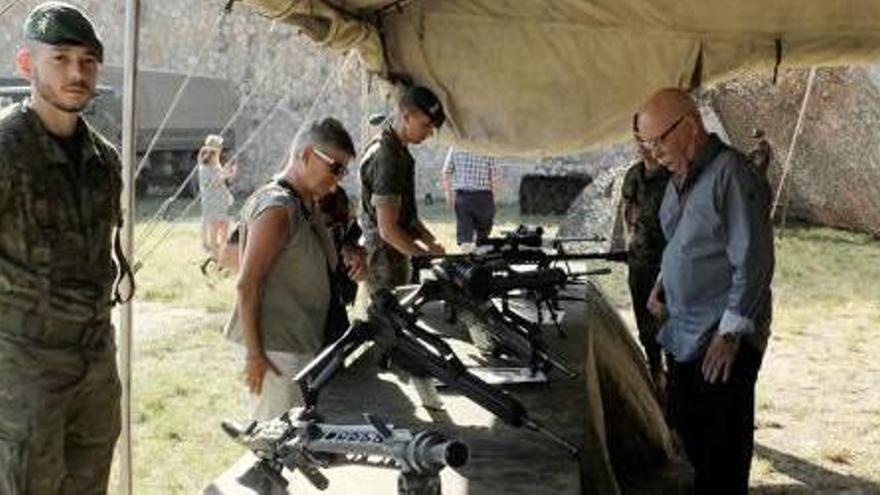 Dia de les Forces Armades al Castell de Sant Ferran de Figueres