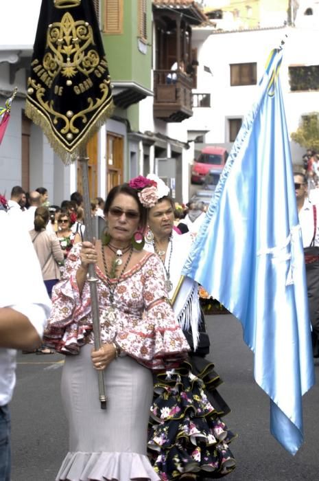 ROMERIA ROCIERA Y OFRENDA A LA VIRGEN