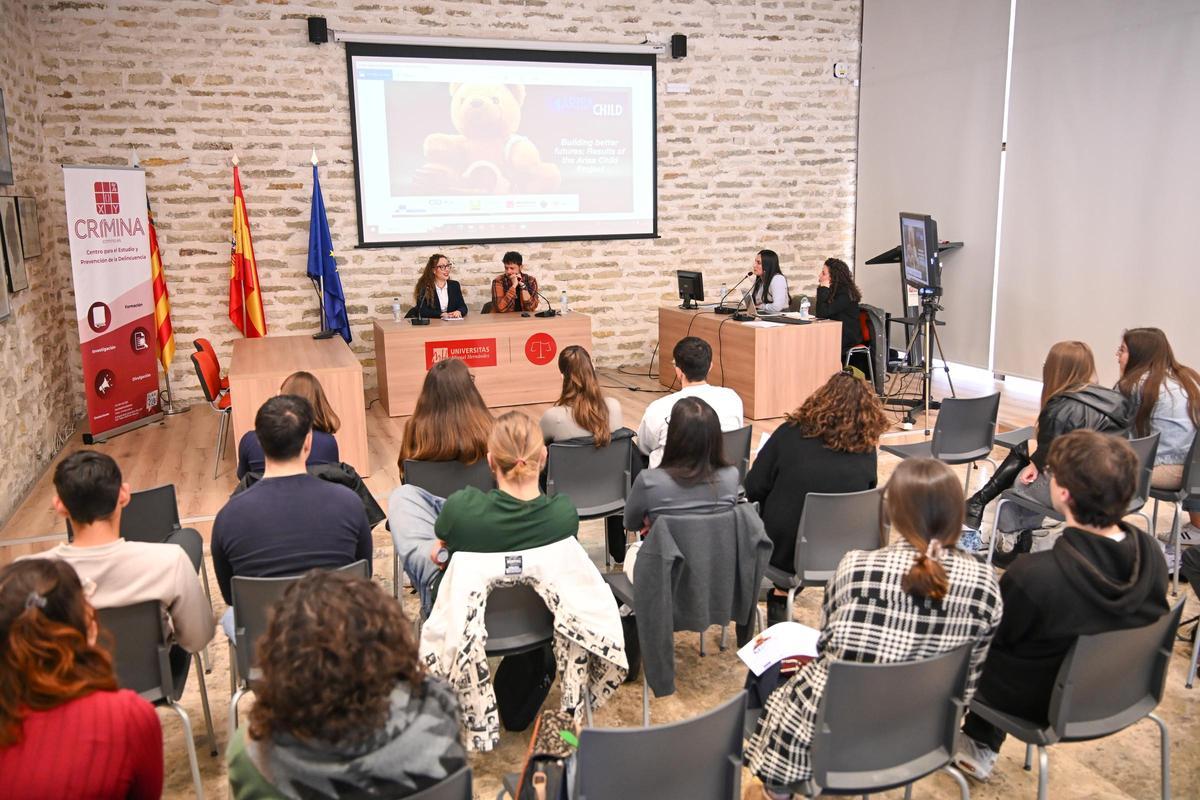 Jornadas del grupo de investigación Crímina de la UMH de Elche, cuyos expertos participan en la elaboración del nuevo sistema VioGén-2