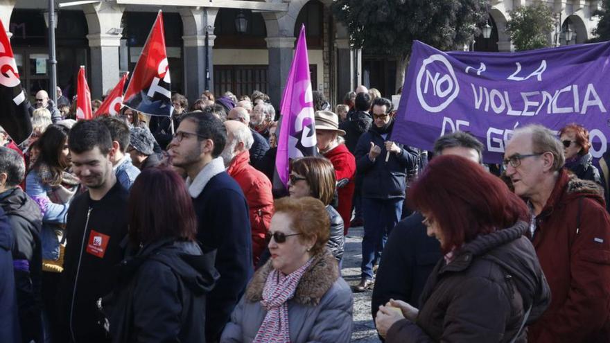 La Fiscalía pide cárcel a un zamorano por acechar a su expareja y plantarse en su casa de Zamora