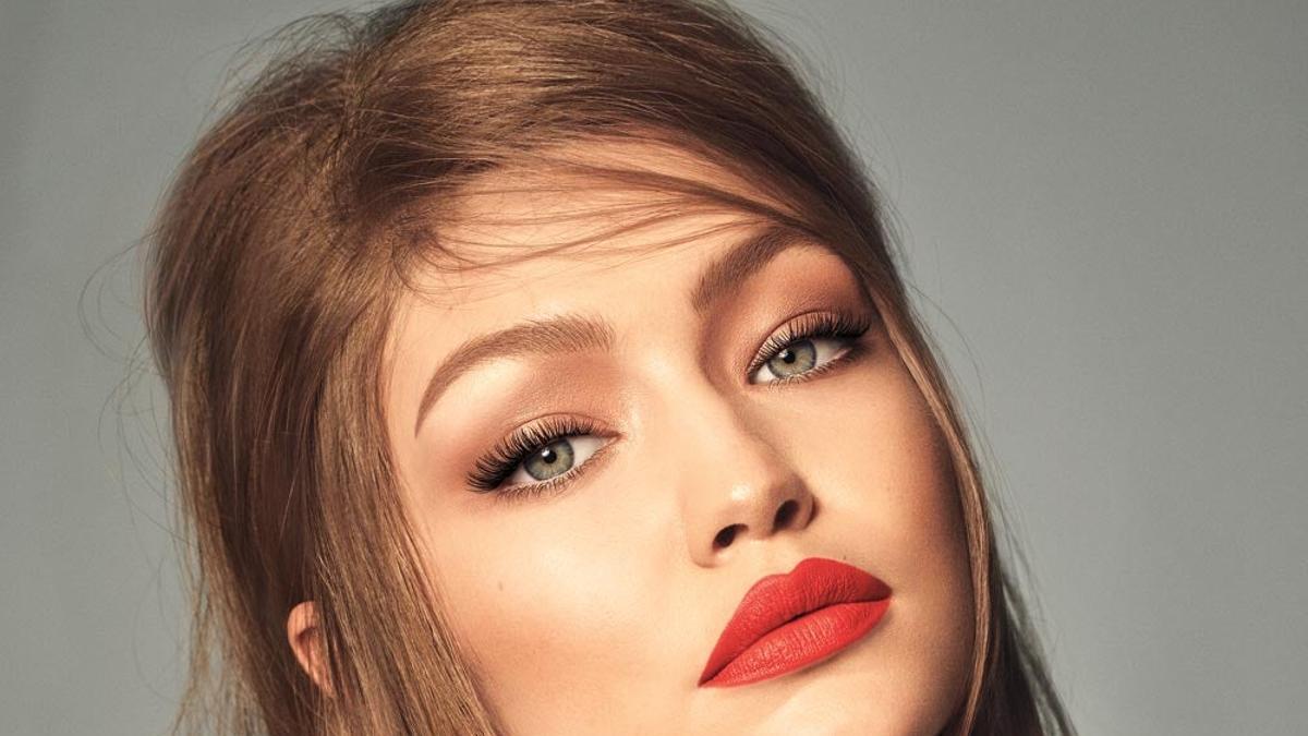 Gigi Hadid presenta su colección de maquillaje para Maybelline New York