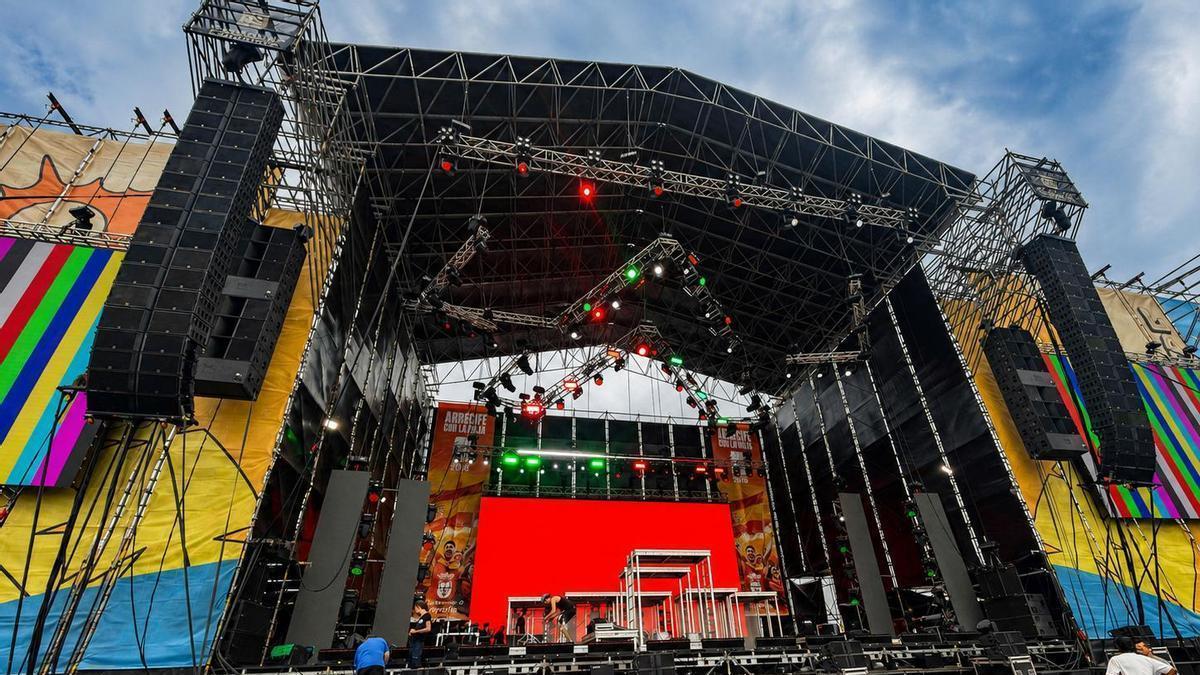 Escenario del Lava Live Fest en Arrecife, junto al Cabildo de Lanzarote