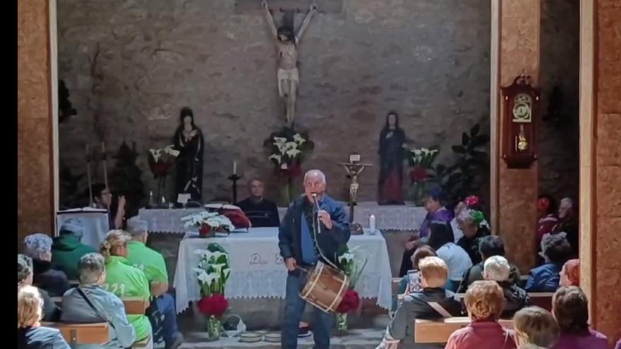 Agustín Borges &quot;El Madrileño&quot; canta al Cristo del Pino en la romería de la Santa Cruz de Fermoselle