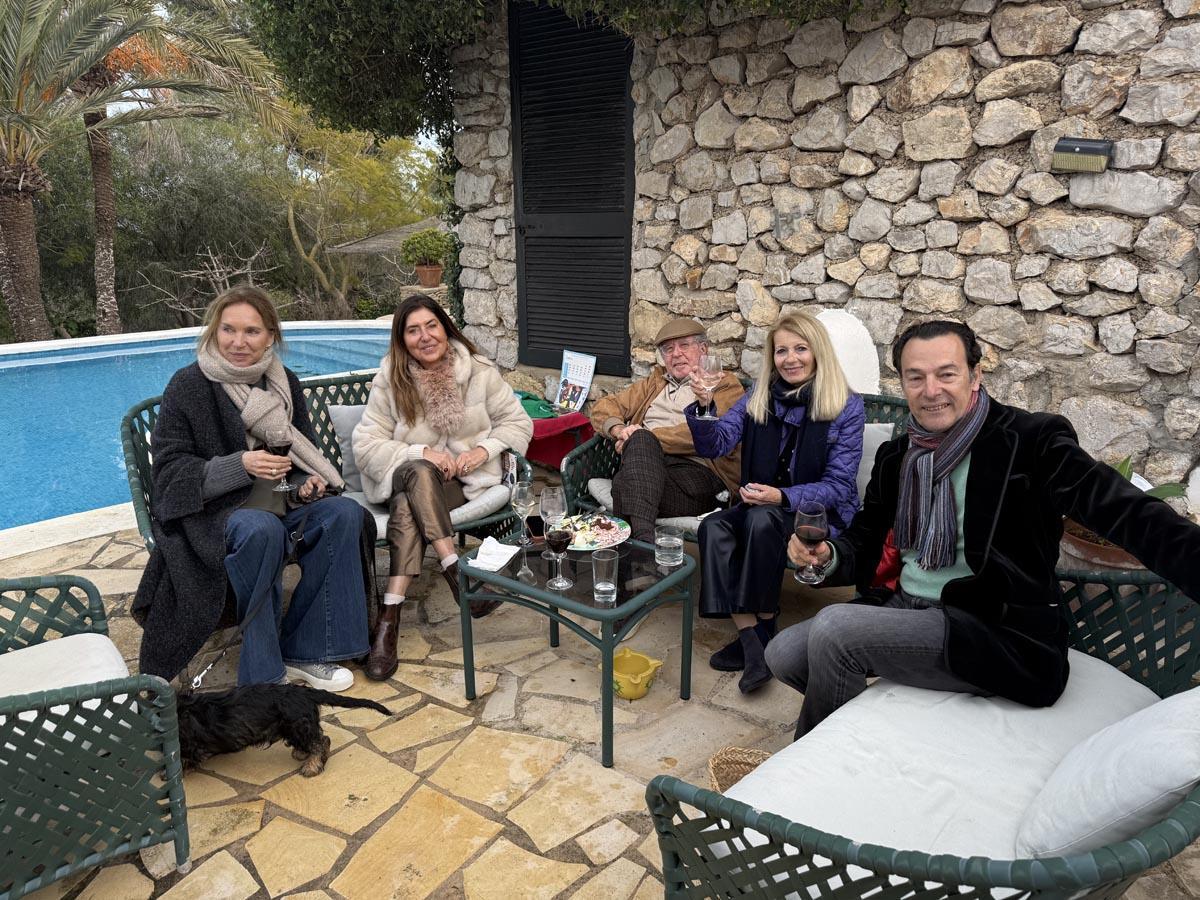 Un año más de lentejas del empresario Daniel Busturia, en imágenes