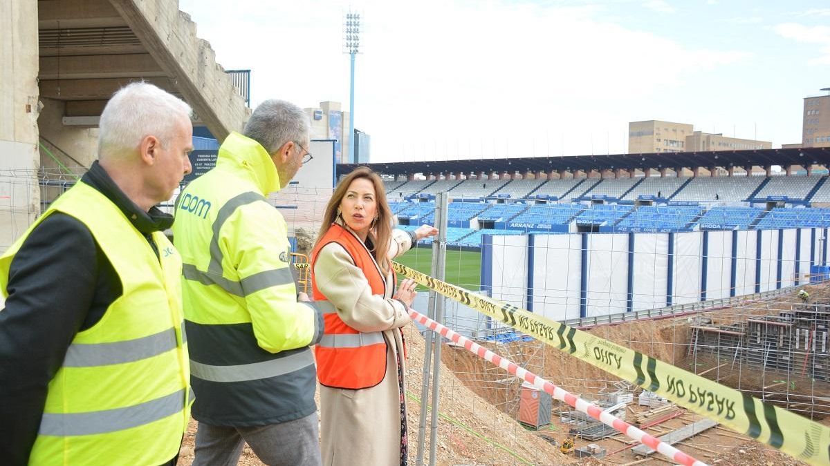Visita de la alcaldesa Natalia Chueca a las obras de La Romareda en diciembre de 2024